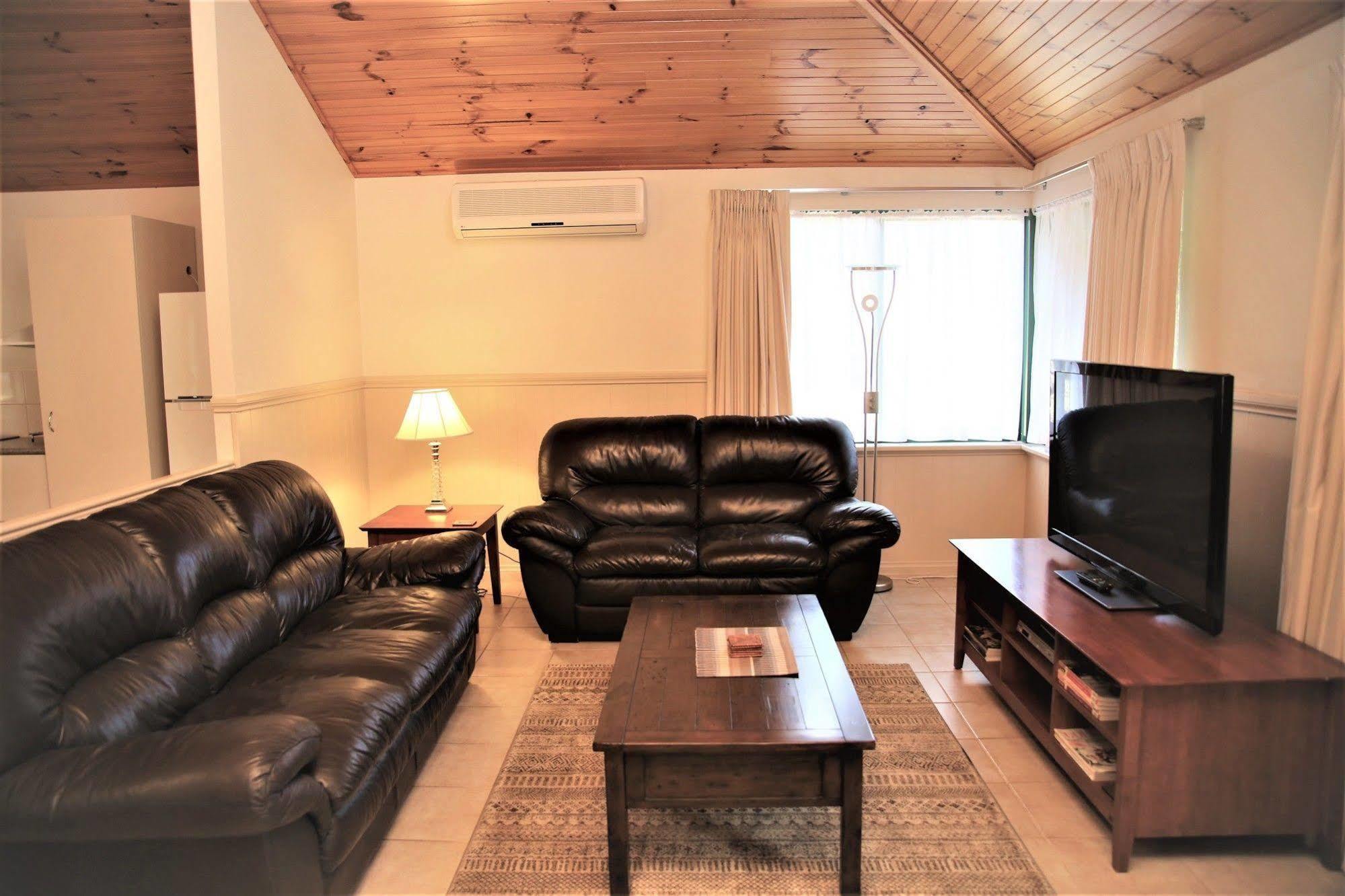 Bushy Lake Chalets 마가렛리버 외부 사진